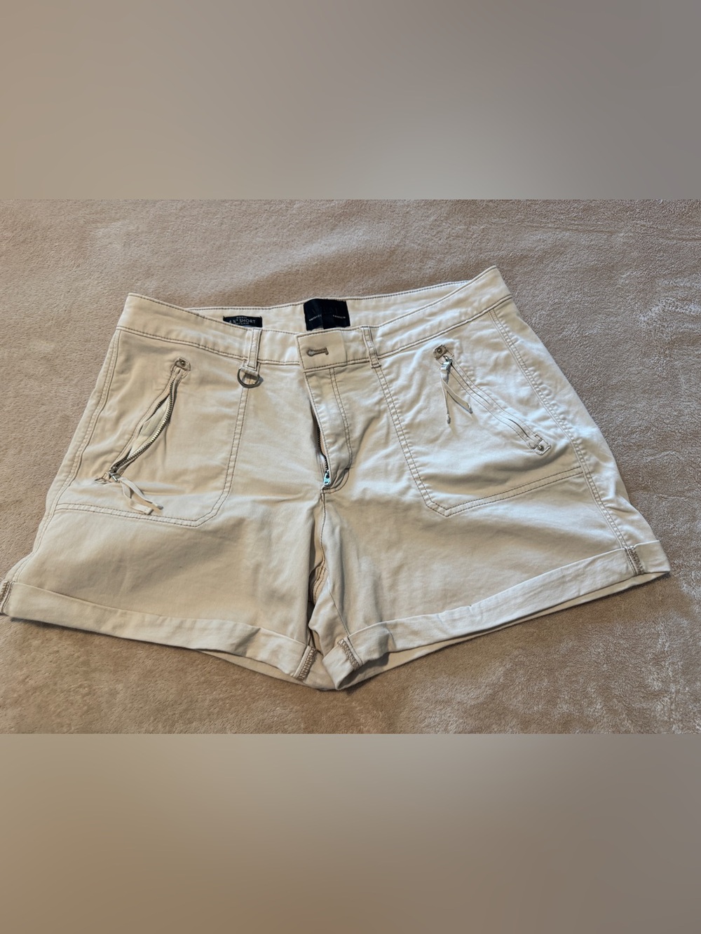 White House Black Market Women’s Light Beige Casual Cotton Shorts